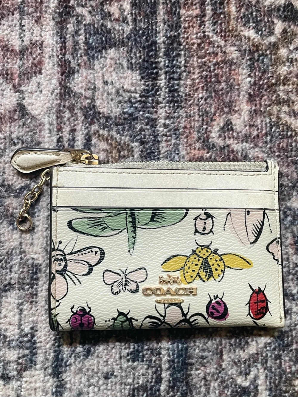 Coach mini skinny ID case in creature insect print pre owned read